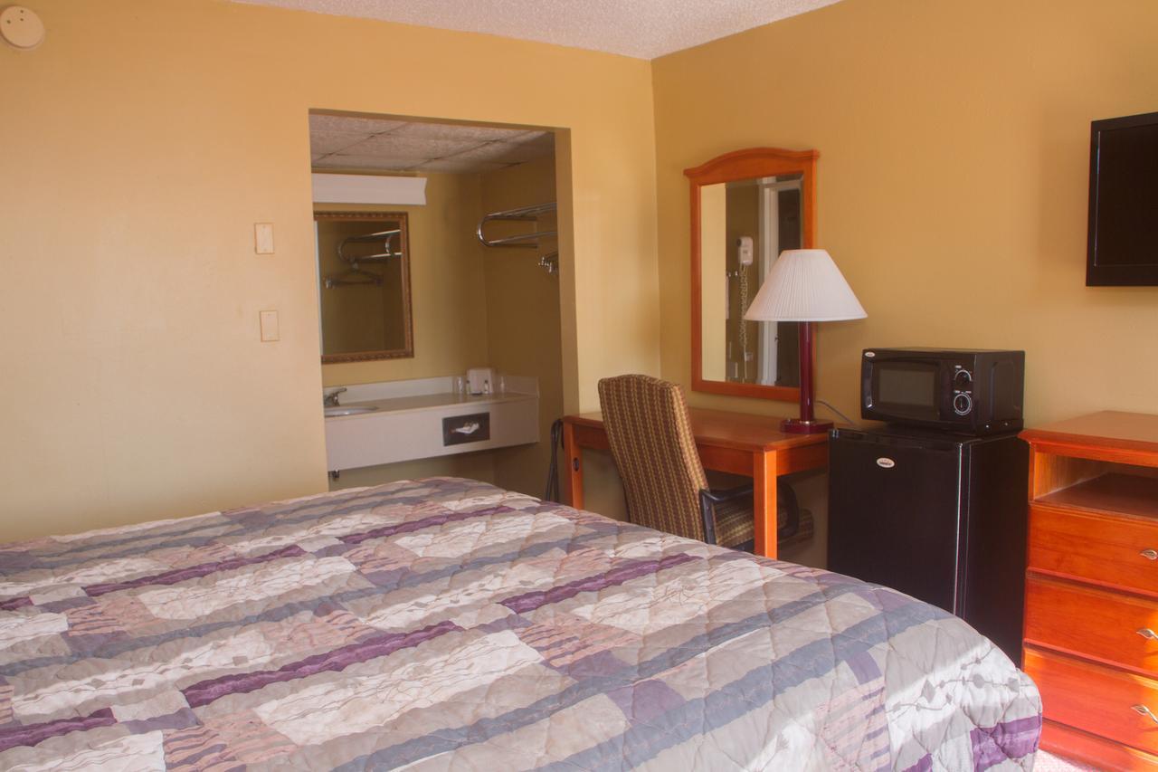 Executive Inn Ponca City Exterior photo