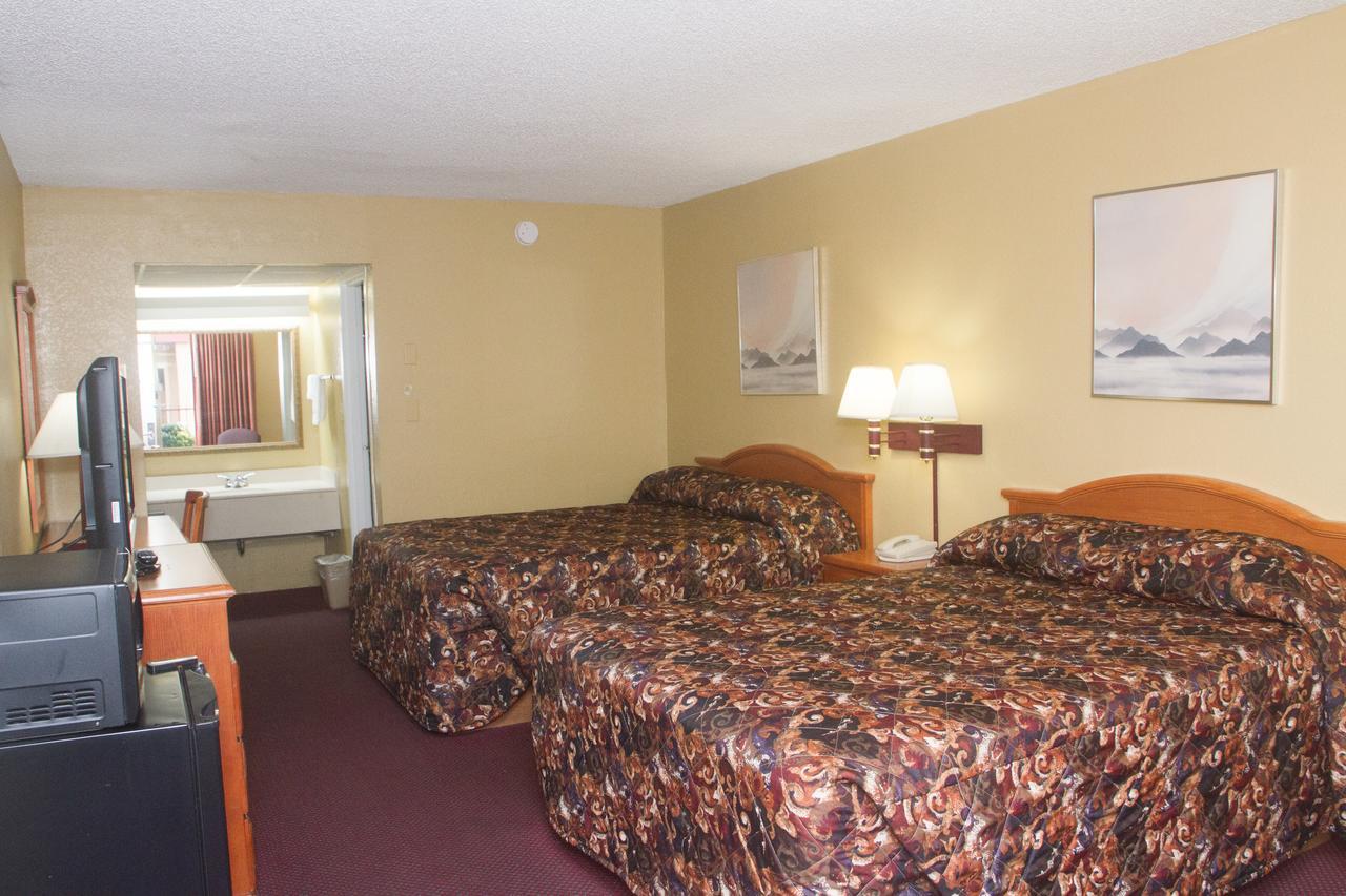 Executive Inn Ponca City Exterior photo